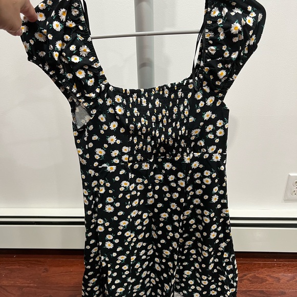 Dress Forever21 - Picture 3 of 4